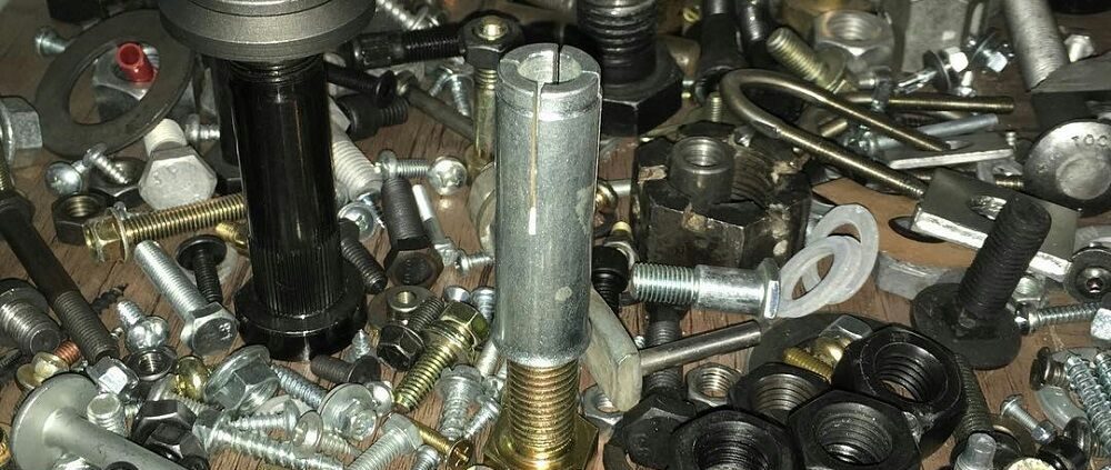 پیچ ومهره دربازار