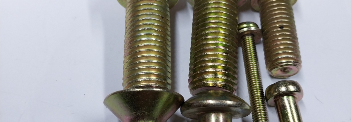 کیمیا صنعت عرضه انواع پیچ و مهره