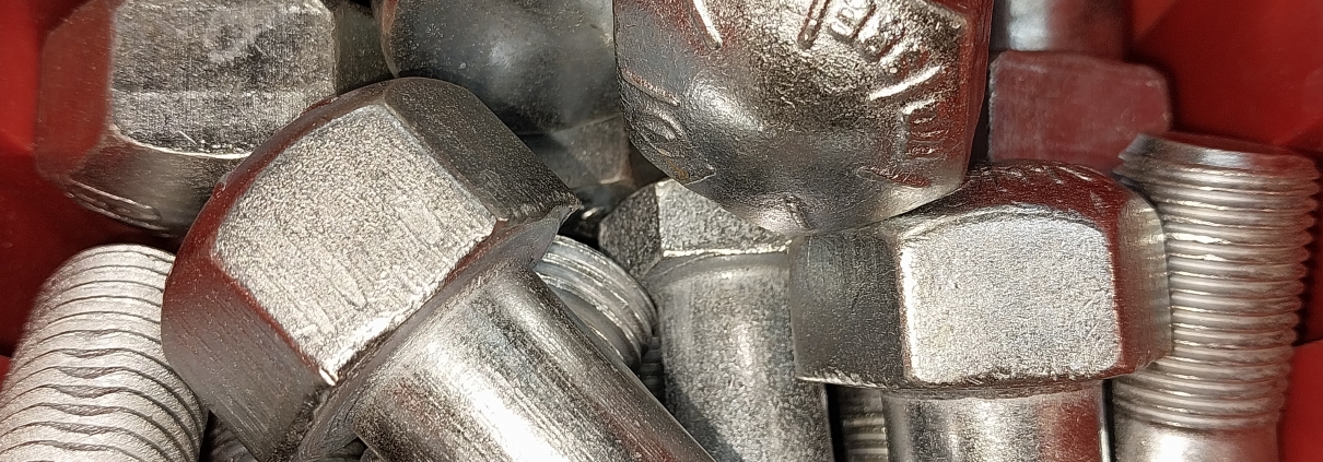 انواع پیچ ومهره های صنعتی