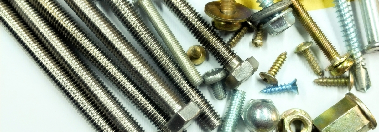 پیچ و مهره فروشی در میدان قزوین تهران